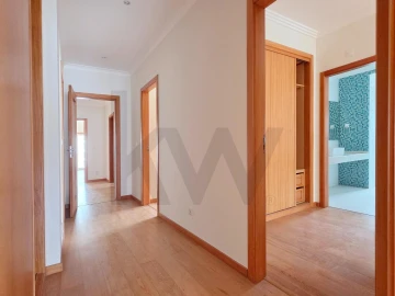 Apartamento T3 para Arrendamento em Oeiras e São Julião da Barra, Paço de Arcos e Caxias