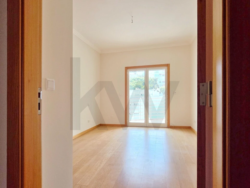 Apartamento T3 para Arrendamento em Oeiras e São Julião da Barra, Paço de Arcos e Caxias Foto 20