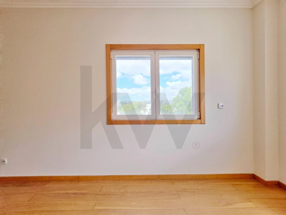 Apartamento T3 para Arrendamento em Oeiras e São Julião da Barra, Paço de Arcos e Caxias Foto 33