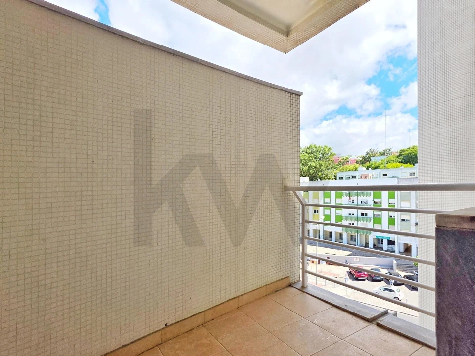Apartamento T3 para Arrendamento em Oeiras e São Julião da Barra, Paço de Arcos e Caxias Foto 7