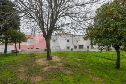 Moradia T3 para Venda em Caparica e Trafaria