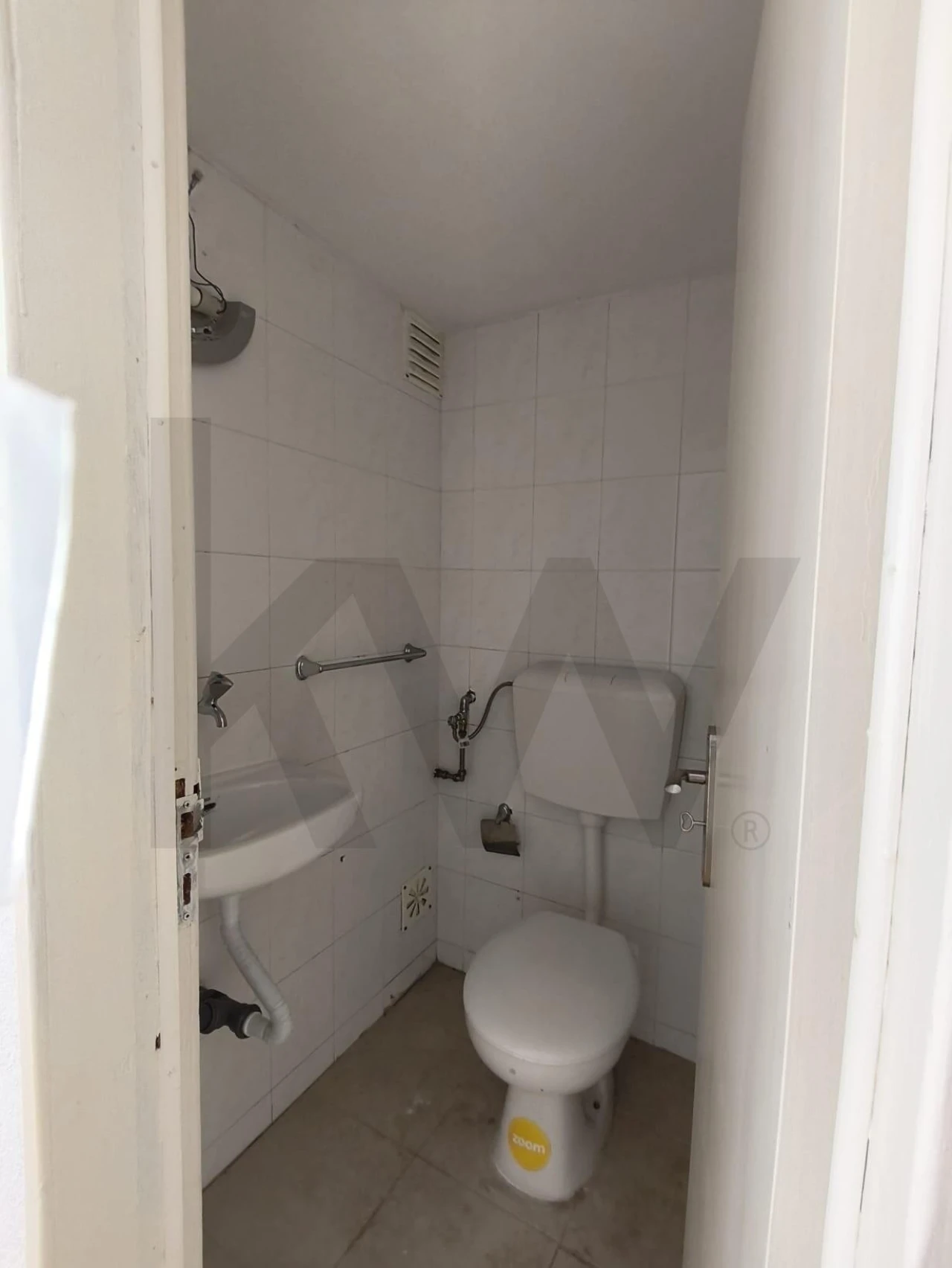 Armazém para Arrendamento em Campolide Foto 21