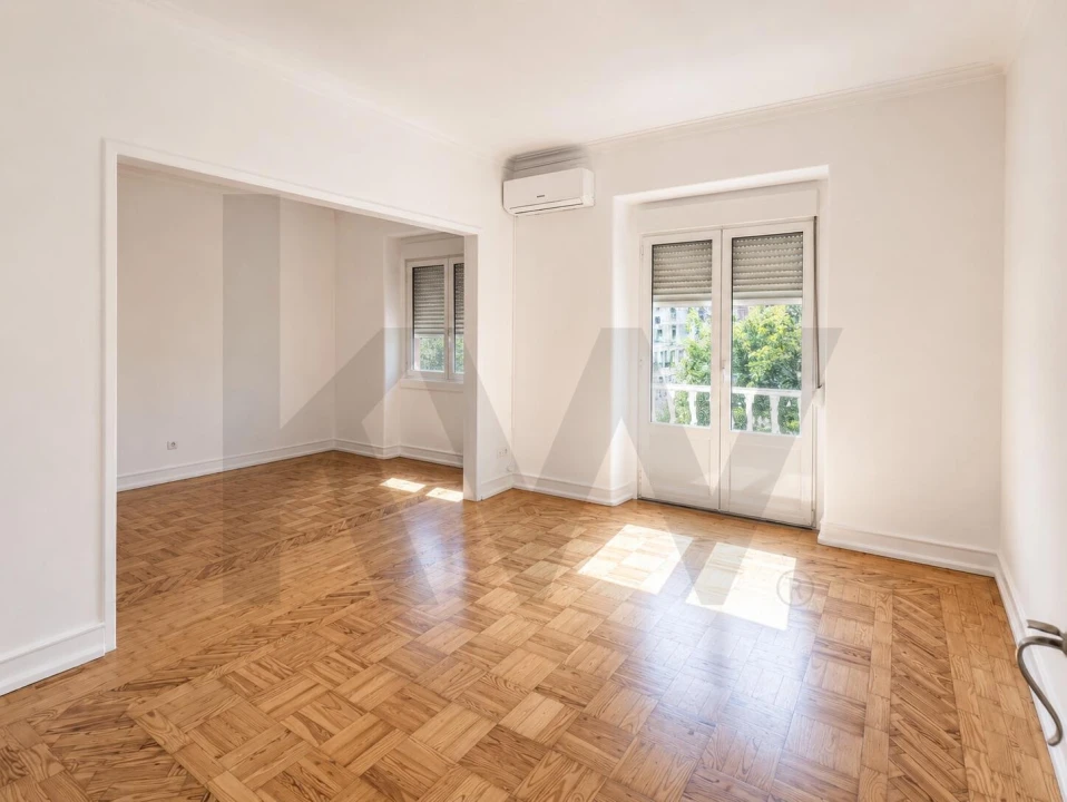 Apartamento T3 para Arrendamento em Areeiro Foto 1