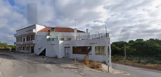 Negócio para Venda em Charneca de Caparica e Sobreda