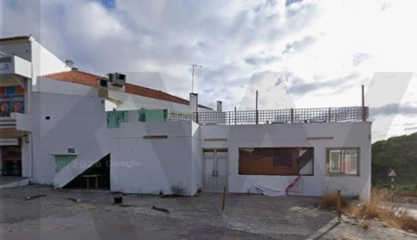 Negócio para Venda em Charneca de Caparica e Sobreda