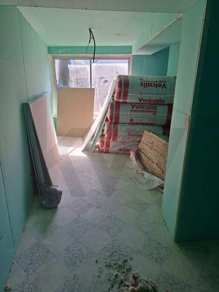 Negócio para Venda em Charneca de Caparica e Sobreda Foto 4