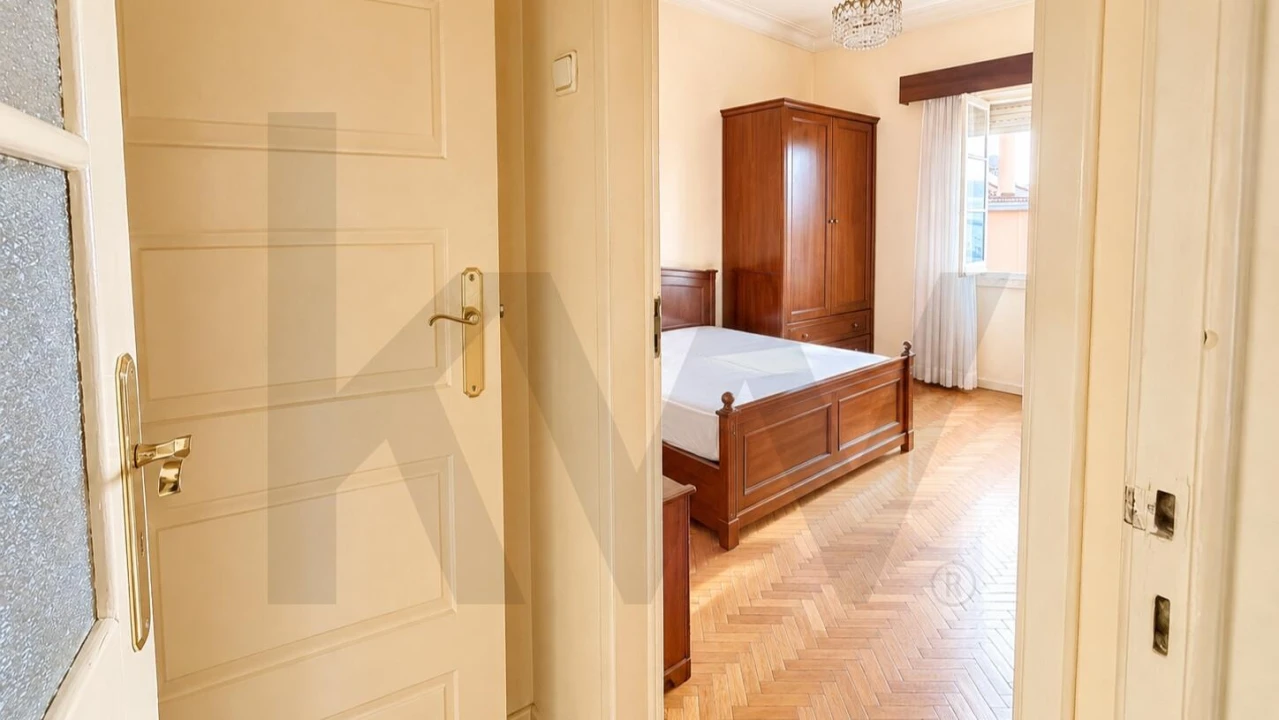 Apartamento T2 para Venda em Penha de França Foto 6