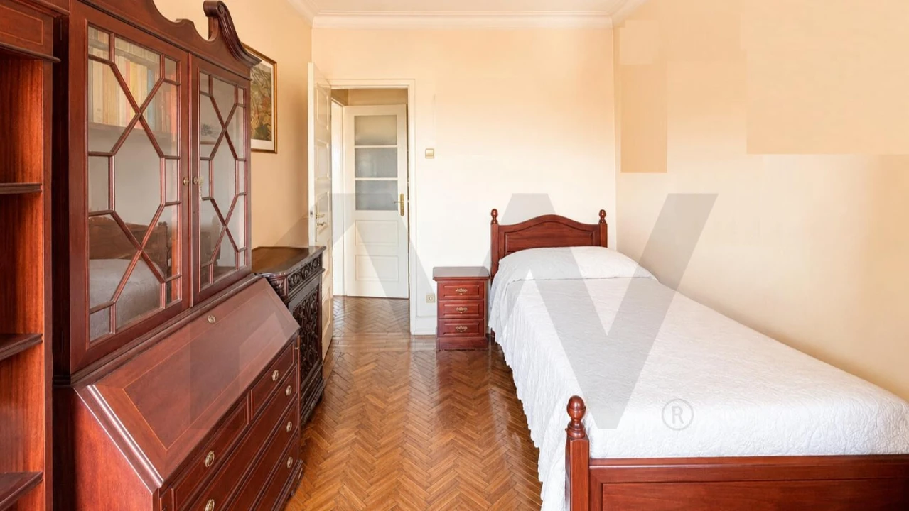 Apartamento T2 para Venda em Penha de França Foto 8