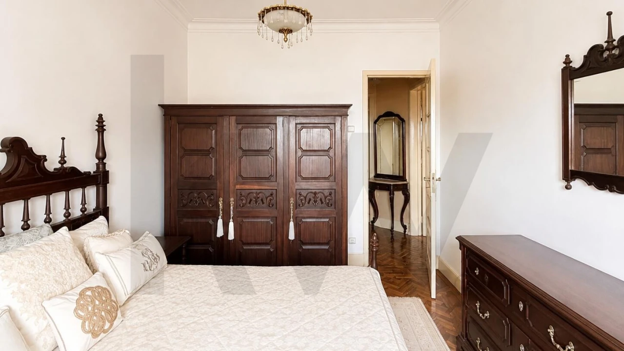 Apartamento T2 para Venda em Penha de França Foto 5