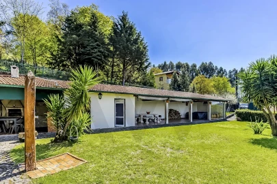 Moradia T4 para Venda em Infesta