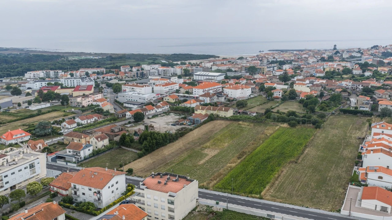 Terreno para Venda em Vila Praia de Ancora Foto 1