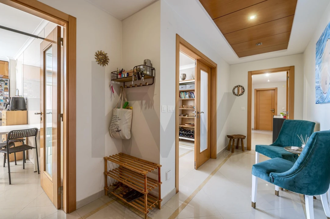 Apartamento T3 para Venda em Corroios Foto 3