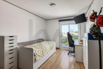Apartamento T3 para Venda em Corroios