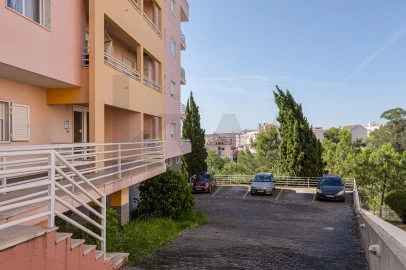 Apartamento T3 para Venda em Corroios