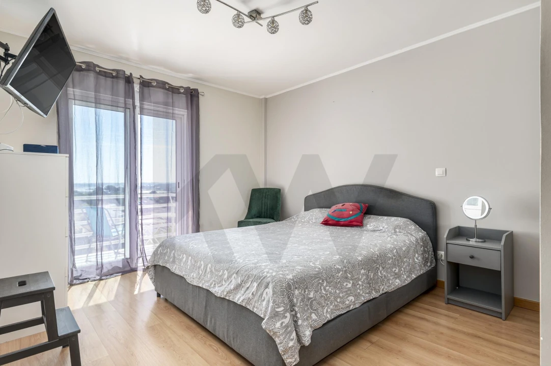 Apartamento T3 para Venda em Corroios Foto 21