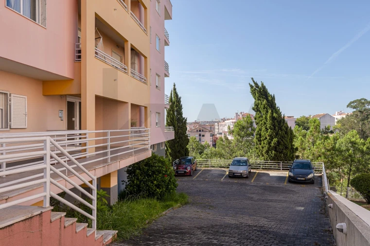 Apartamento T3 para Venda em Corroios Foto 35