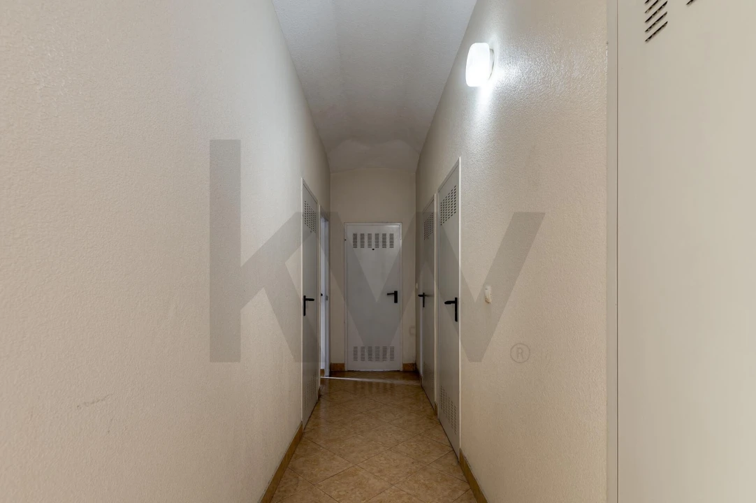 Apartamento T3 para Venda em Corroios Foto 31