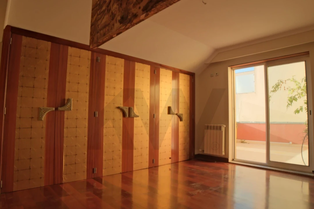 Apartamento T5 para Venda em Cedofeita, Santo Ildefonso, Sé, Miragaia, São Nicolau e Vitória Foto 22
