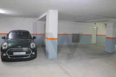 Apartamento T5 para Venda em Cedofeita, Santo Ildefonso, Sé, Miragaia, São Nicolau e Vitória