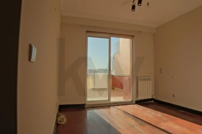 Apartamento T5 para Venda em Cedofeita, Santo Ildefonso, Sé, Miragaia, São Nicolau e Vitória
