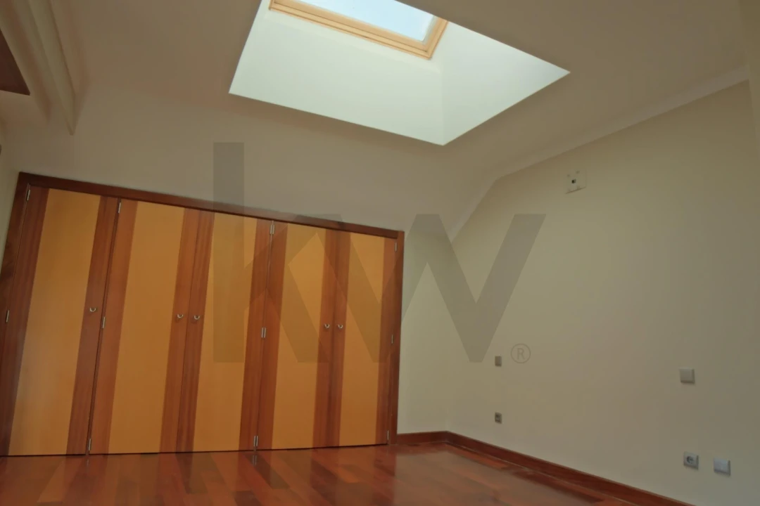 Apartamento T5 para Venda em Cedofeita, Santo Ildefonso, Sé, Miragaia, São Nicolau e Vitória Foto 18