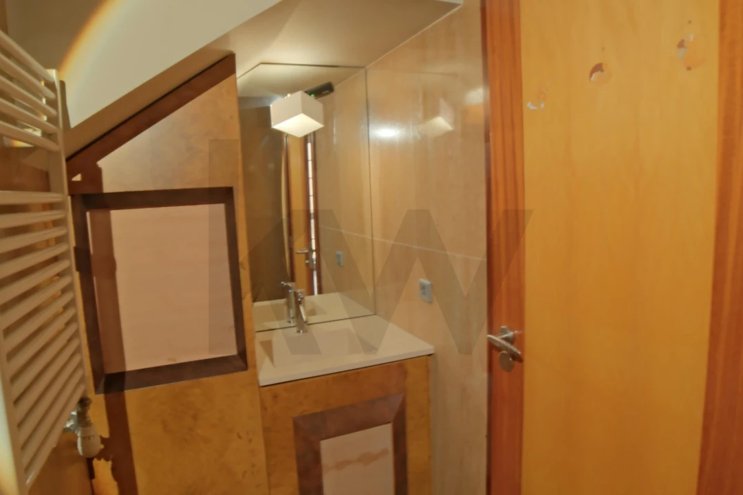 Apartamento T5 para Venda em Cedofeita, Santo Ildefonso, Sé, Miragaia, São Nicolau e Vitória Foto 12
