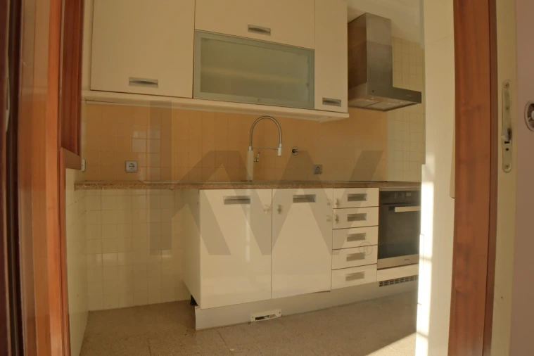 Apartamento T5 para Venda em Cedofeita, Santo Ildefonso, Sé, Miragaia, São Nicolau e Vitória Foto 7