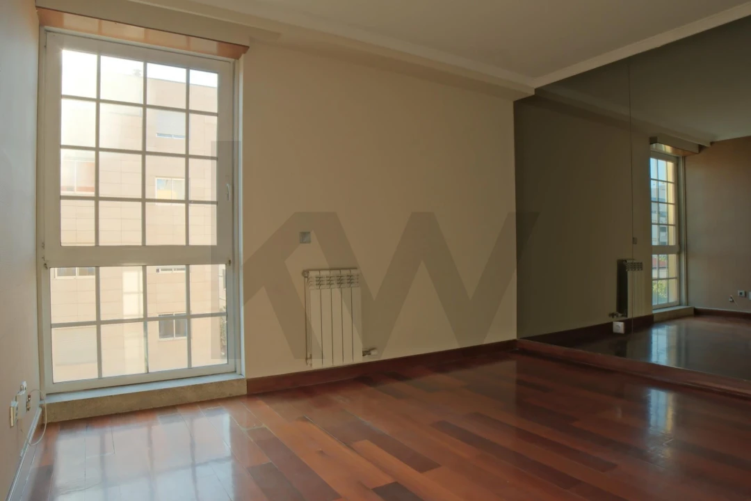 Apartamento T5 para Venda em Cedofeita, Santo Ildefonso, Sé, Miragaia, São Nicolau e Vitória Foto 11