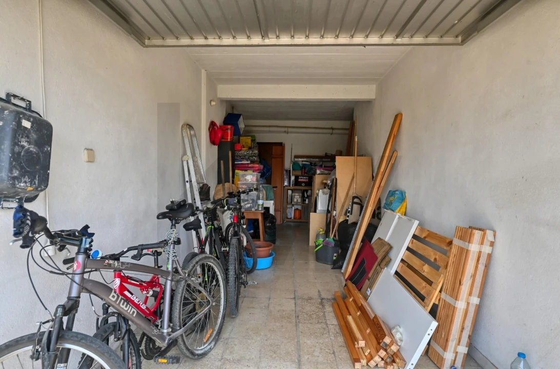 Apartamento T2 para Venda em Carcavelos e Parede Foto 8