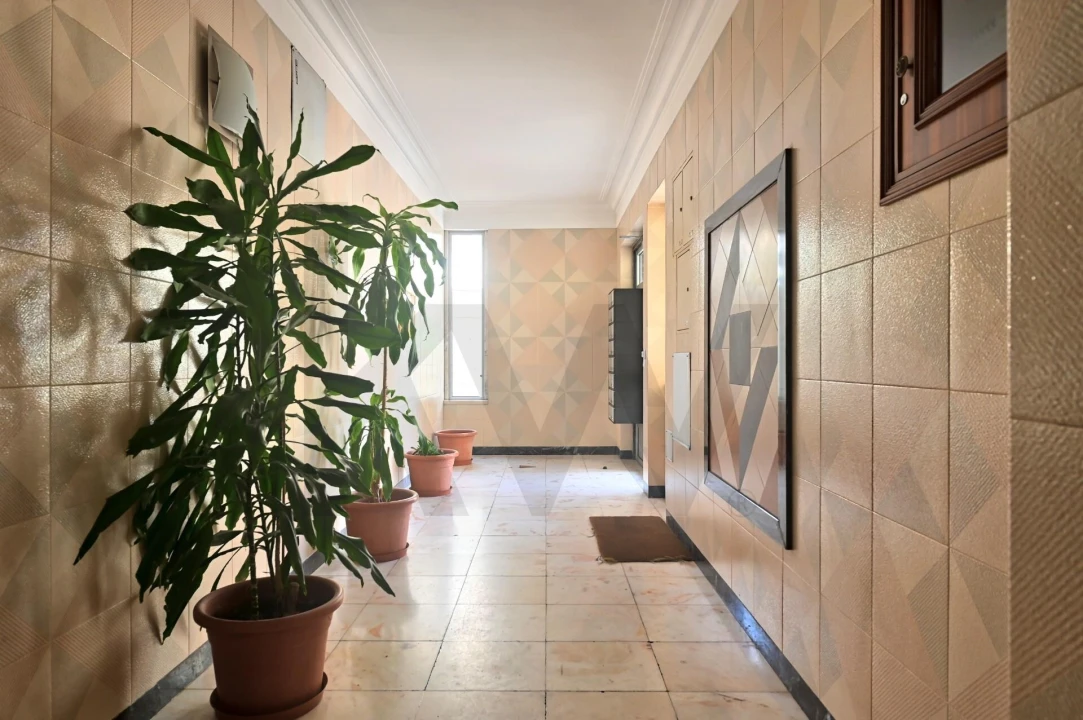 Apartamento T2 para Venda em Carcavelos e Parede Foto 3