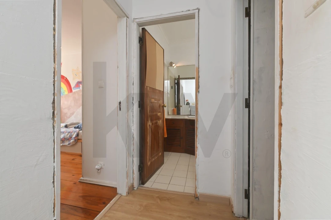 Apartamento T2 para Venda em Carcavelos e Parede Foto 12