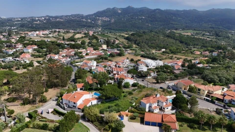 Terreno para Venda em São João das Lampas e Terrugem