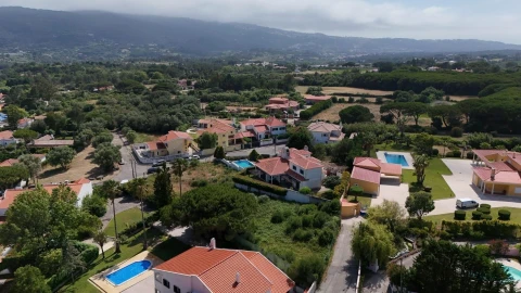 Terreno para Venda em São João das Lampas e Terrugem