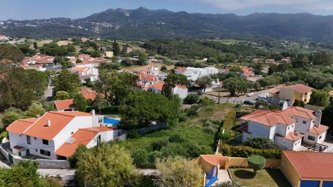 Terreno para Venda em São João das Lampas e Terrugem