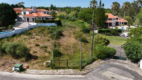 Terreno para Venda em São João das Lampas e Terrugem