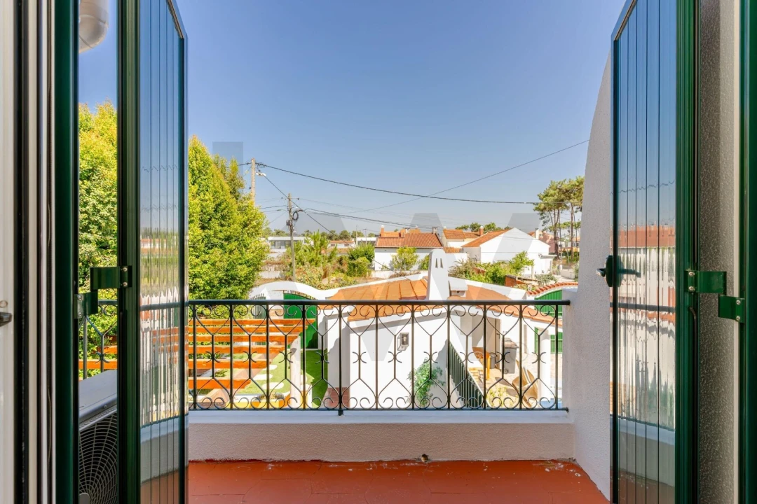 Moradia T3 para Venda em Charneca de Caparica e Sobreda Foto 25