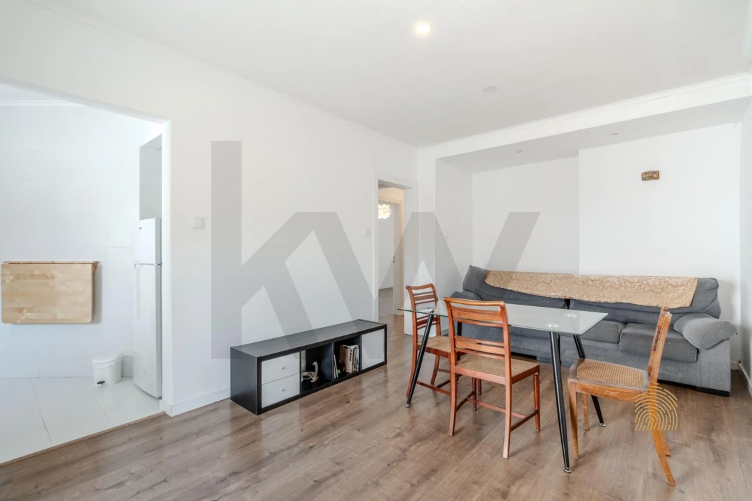 Apartamento T2 para Venda em Algés, Linda-A-Velha e Cruz Quebrada-Dafundo Foto 4