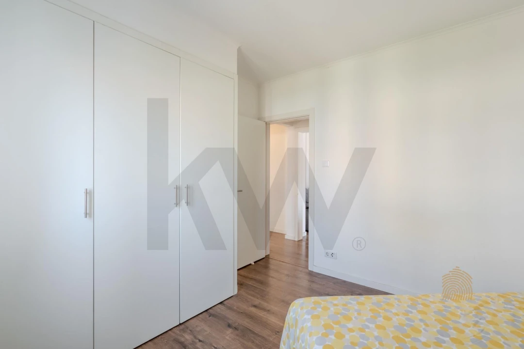 Apartamento T2 para Venda em Algés, Linda-A-Velha e Cruz Quebrada-Dafundo Foto 10