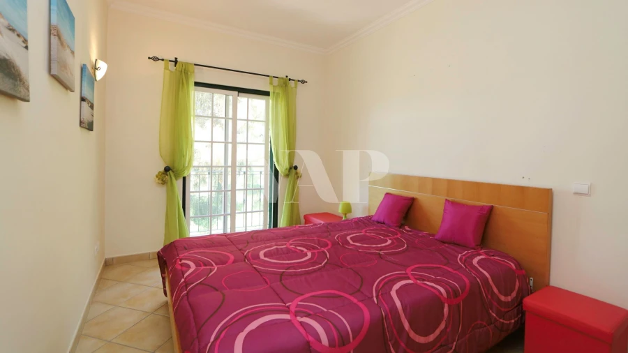Apartamento T2 para Venda em Quarteira Foto 11