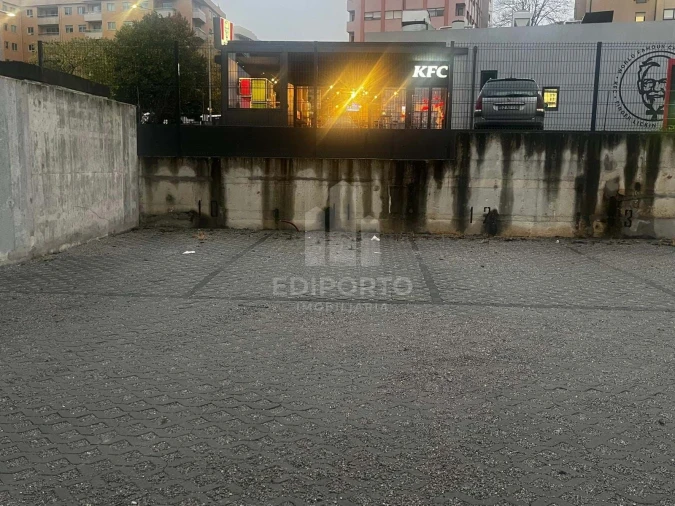 Apartamento T1 para Arrendamento em Santa Marinha e São Pedro da Afurada Foto 13