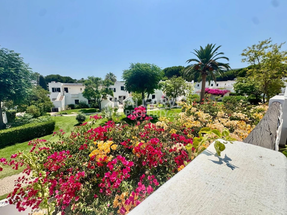 Apartamento T1 para Venda em Albufeira e Olhos de Água Foto 18