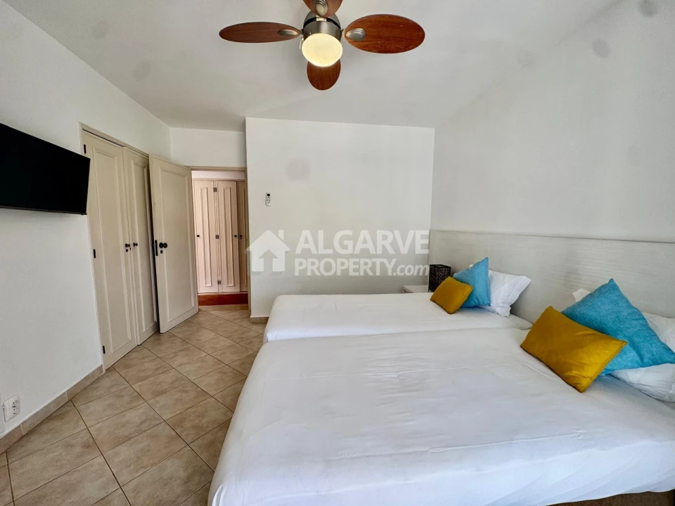 Apartamento T1 para Venda em Albufeira e Olhos de Água Foto 26