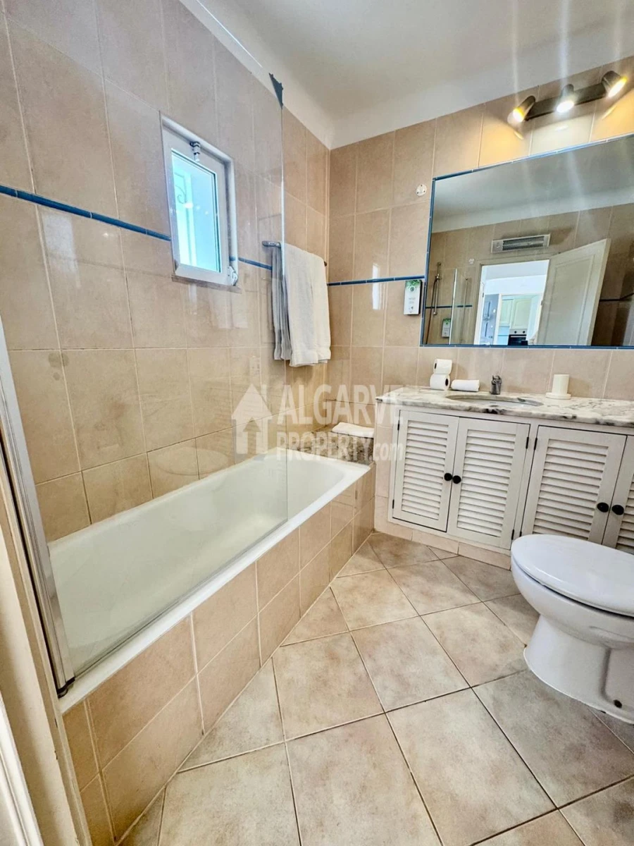 Apartamento T1 para Venda em Albufeira e Olhos de Água Foto 30