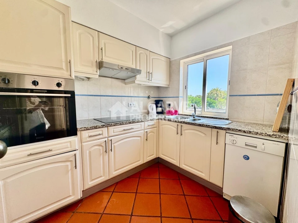 Apartamento T1 para Venda em Albufeira e Olhos de Água Foto 19