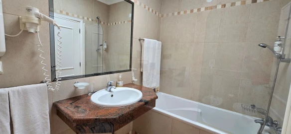 Moradia T2 para Venda em Lagoa e Carvoeiro