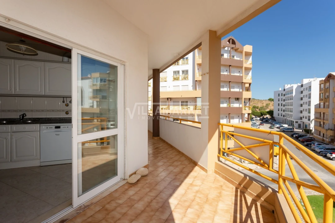 Apartamento T2 para Arrendamento em Lagos (São Sebastião e Santa Maria) Foto 7