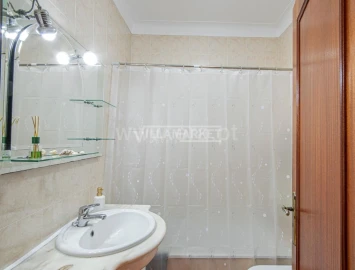 Apartamento T2 para Arrendamento em Lagos (São Sebastião e Santa Maria)