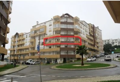 Apartamento T2 para Arrendamento em Lagos (São Sebastião e Santa Maria)