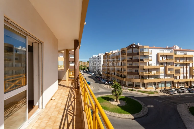 Apartamento T2 para Arrendamento em Lagos (São Sebastião e Santa Maria) Foto 20