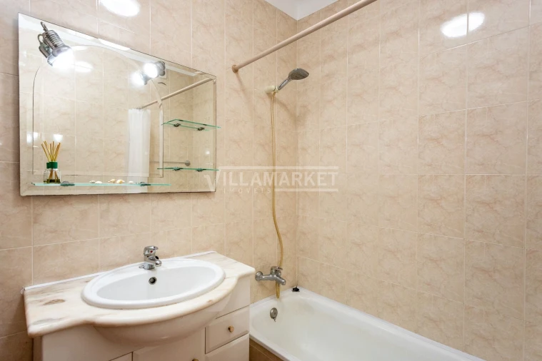 Apartamento T2 para Arrendamento em Lagos (São Sebastião e Santa Maria) Foto 30